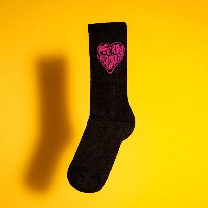 Socken "Pferdeschwänze Pinkes Herz" schwarz